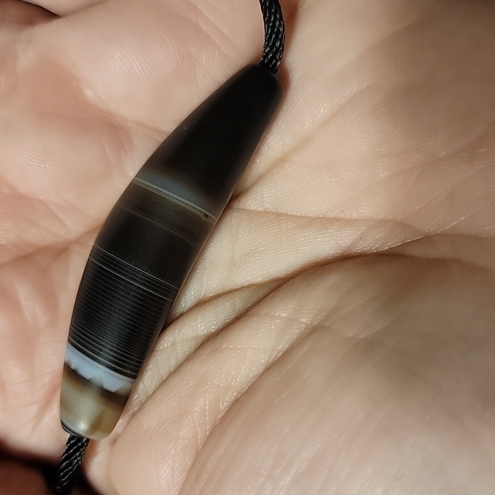 Vein Stone Ox Horn~Inner Mongolia Gobi Banded Eye Agate Curve Necklace Pendant - Picture 9 of 9